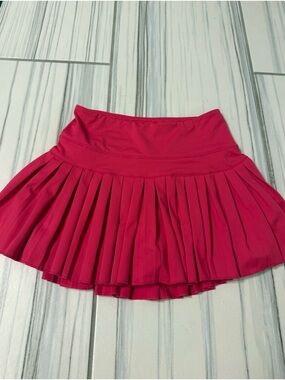 Goldhinge Hot Pink Pleated Skirt - size small